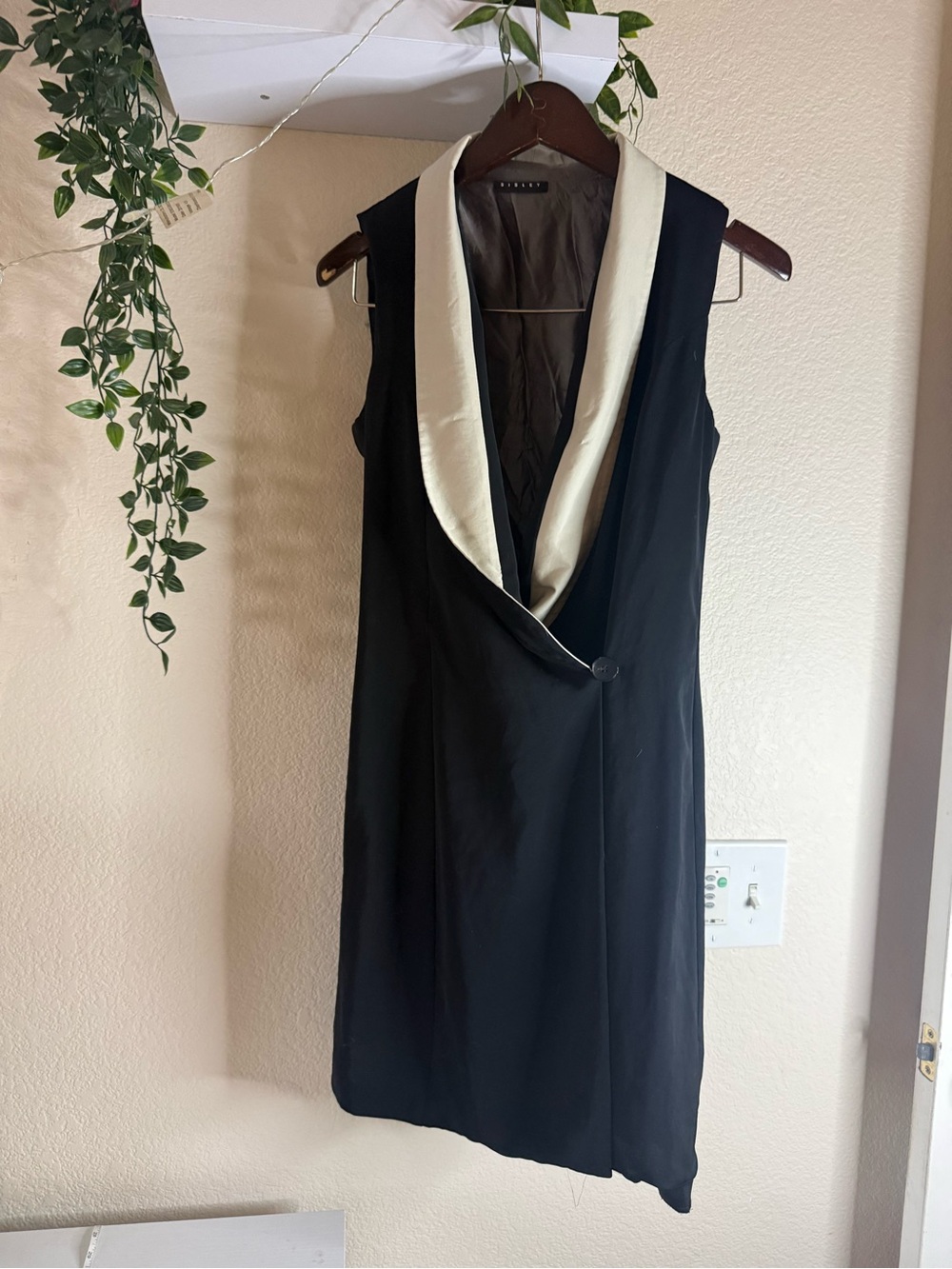 Sisley Black Mini Dress with Cream Shawl Collar